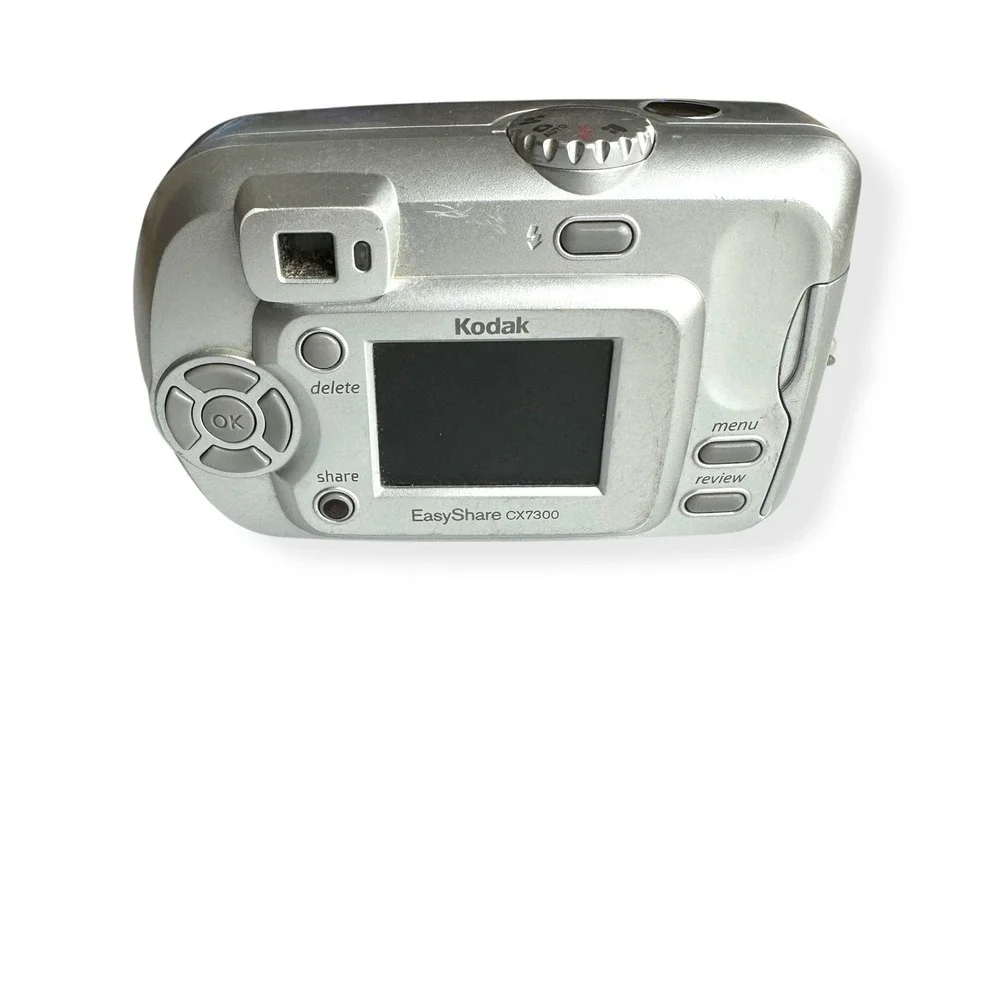 Kodak EasyShare CX7300 3.2 MP Digital Camera - Silver,‎ For parts - Untested